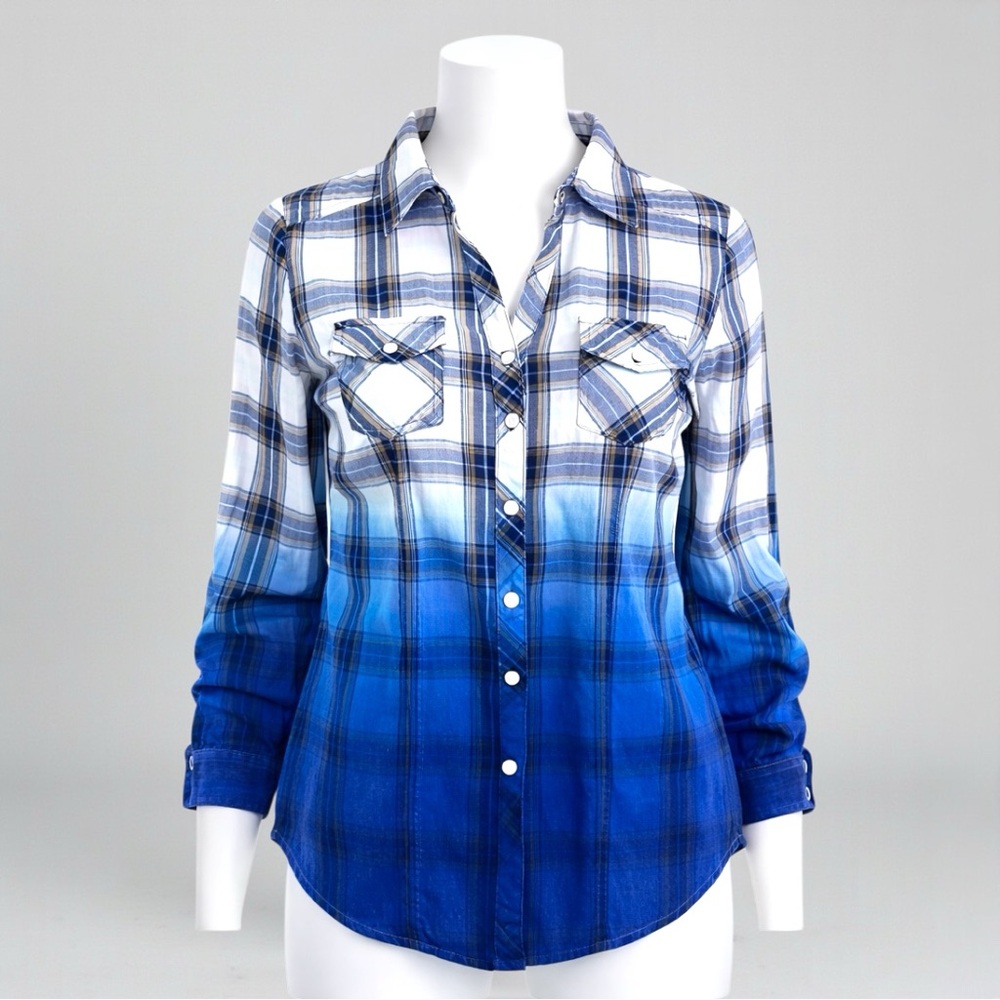 Cato V-Neck Dip-Dyed Plaid Double Pocket Flannel - Picture 1 of 11